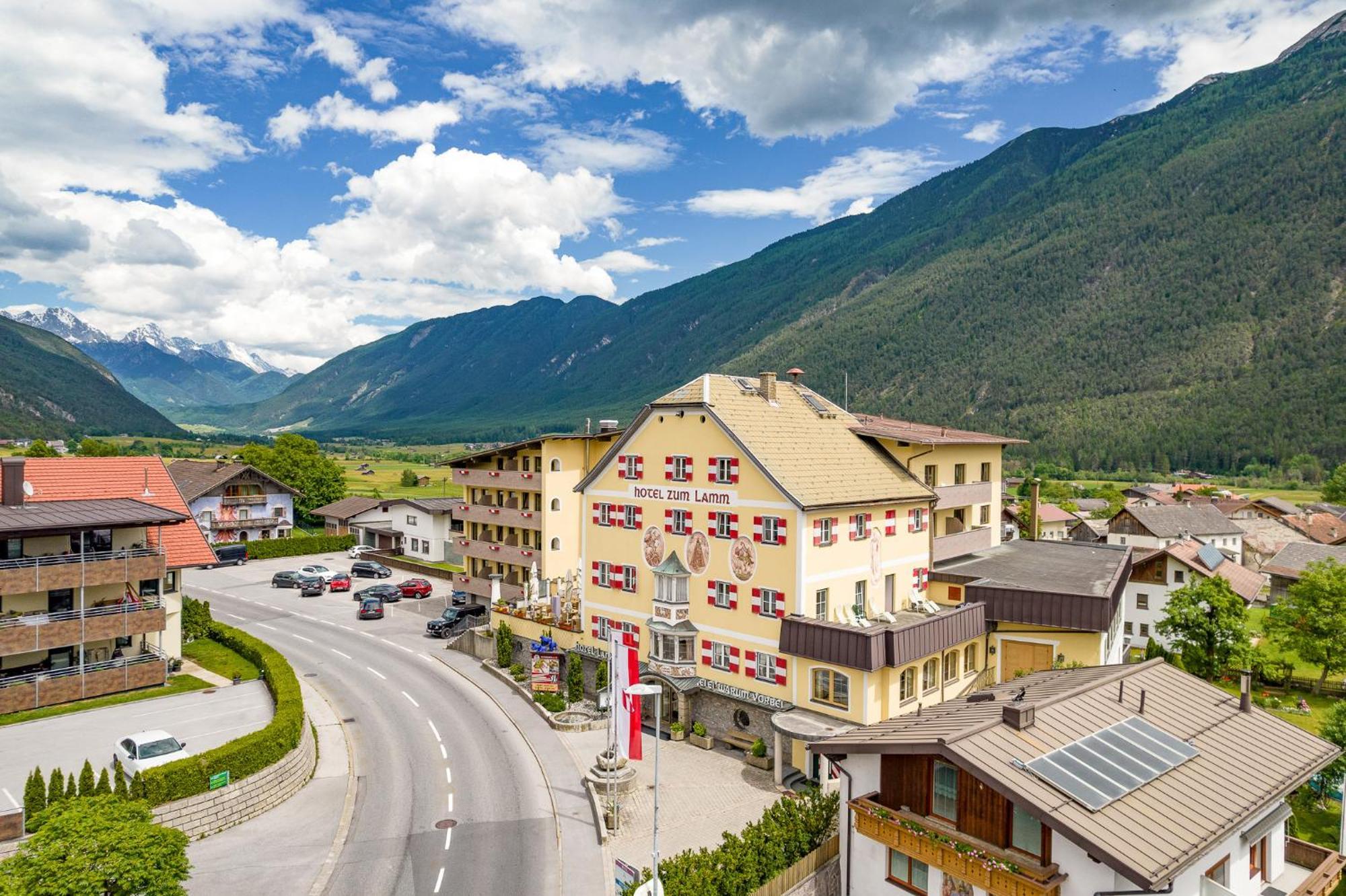 Hotel Zum Lamm ทาร์เรนส์ ภายนอก รูปภาพ